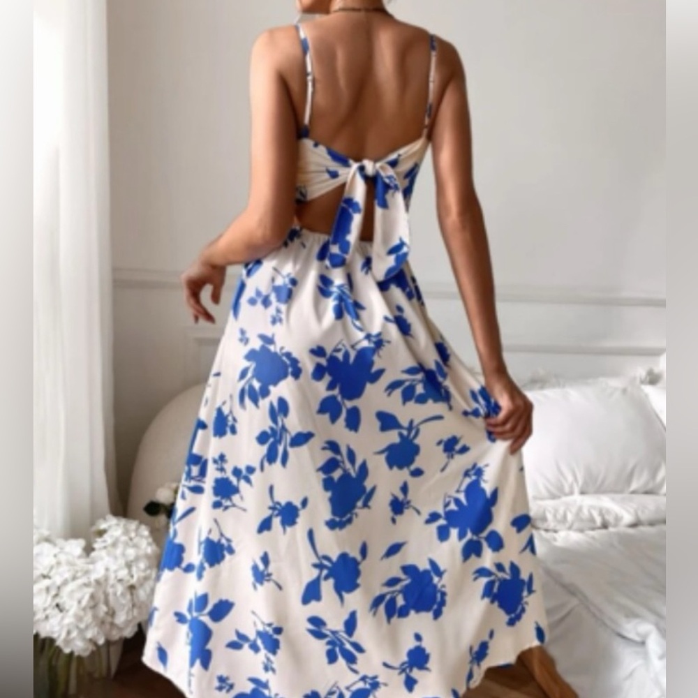 Petal & Pup Dress - Picture 3 of 7